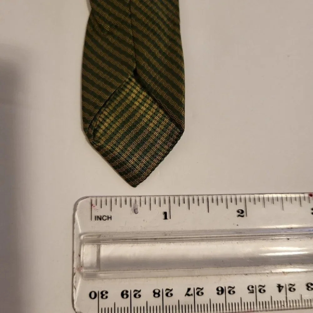 Men's Necktie - Picture 3 of 4